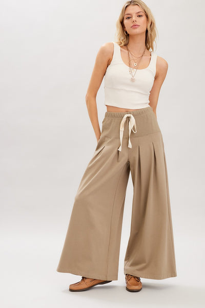 Off-Duty Luxe Wide-Leg Pants