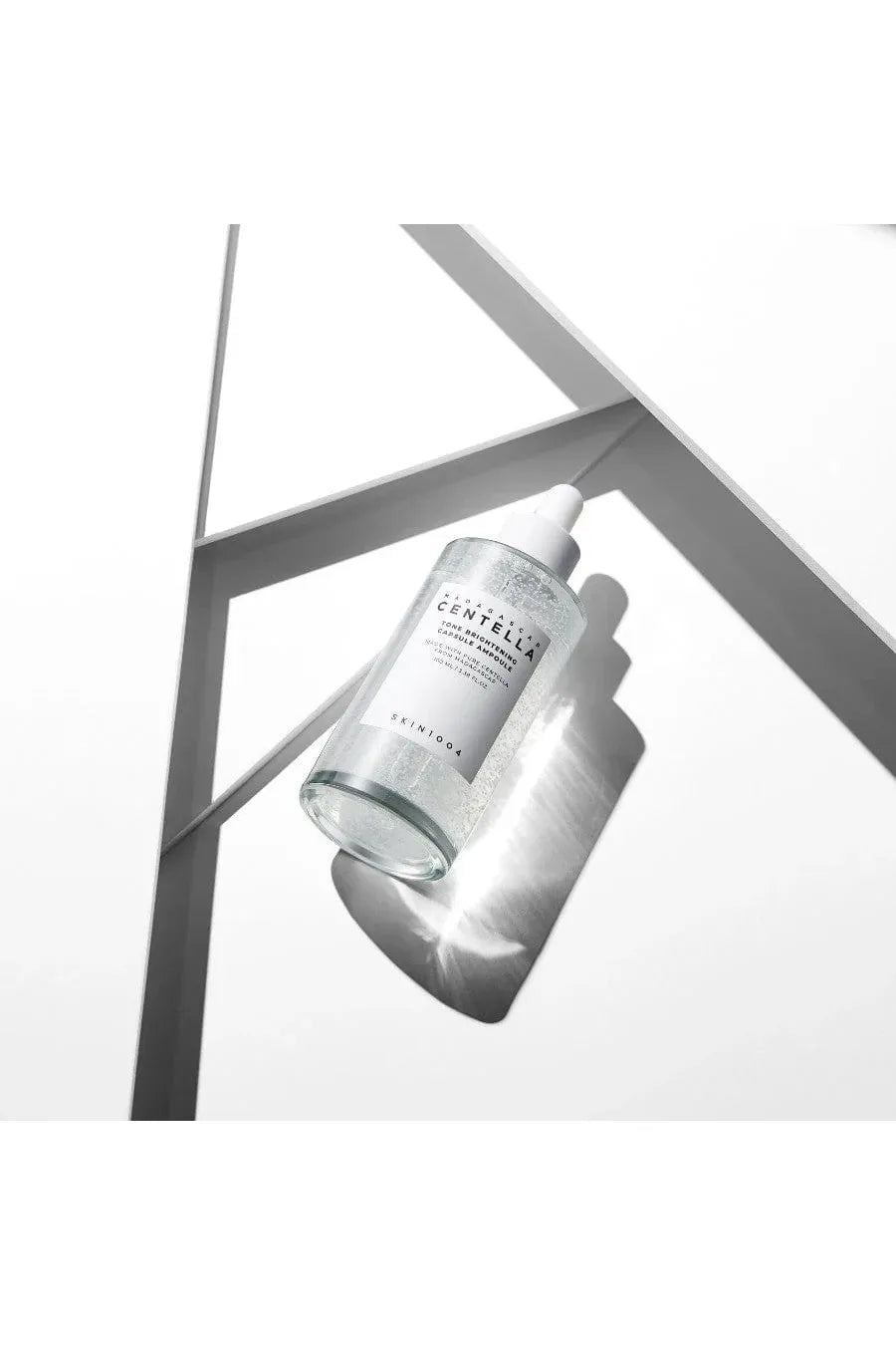 Madagascar Centella Tone Brightening Capsule Ampoule 50ML